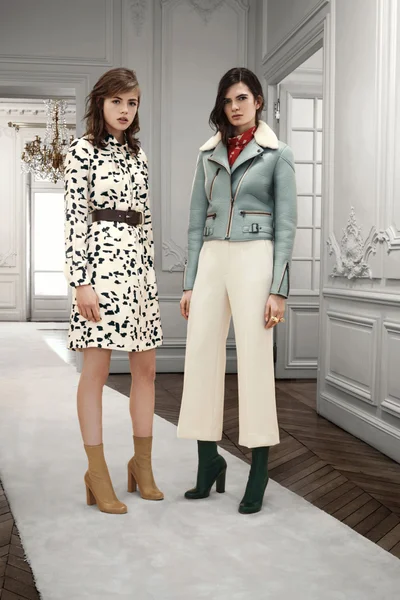 Look 1